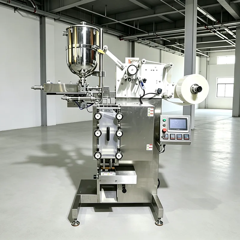 Máquina de embalagem de líquidos com vedação de 3 lados